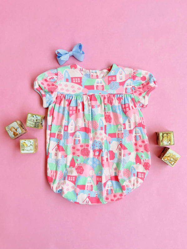 Blythe Bubble - House on the Hill