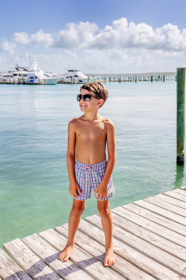 Model is wearing a size 6.