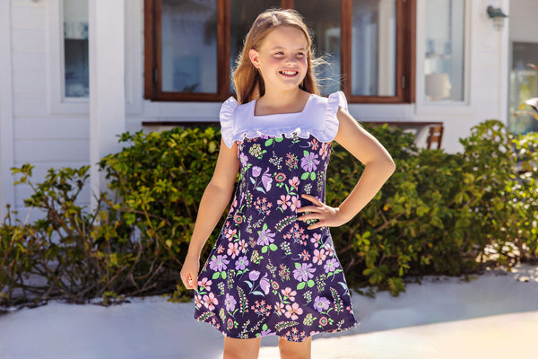 Model is wearing a size 10.