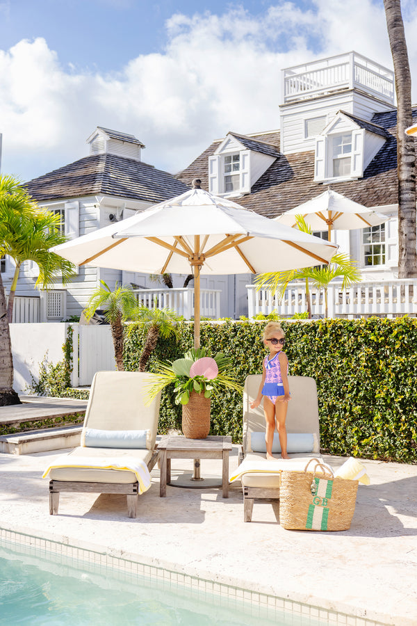 Model is wearing a size 5.