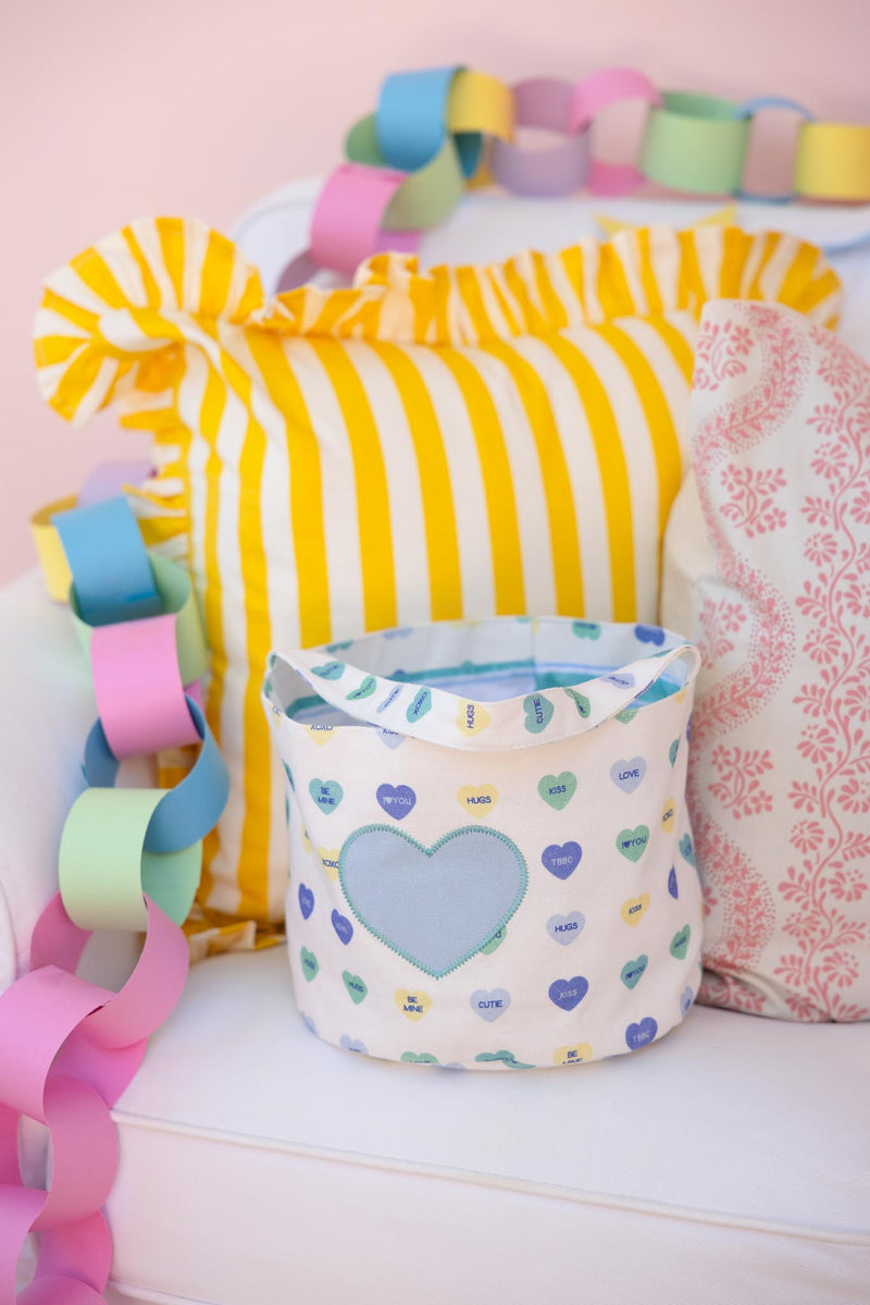 Buckets of Love - We Heart You (Buckhead Blue) with Buckhead Blue