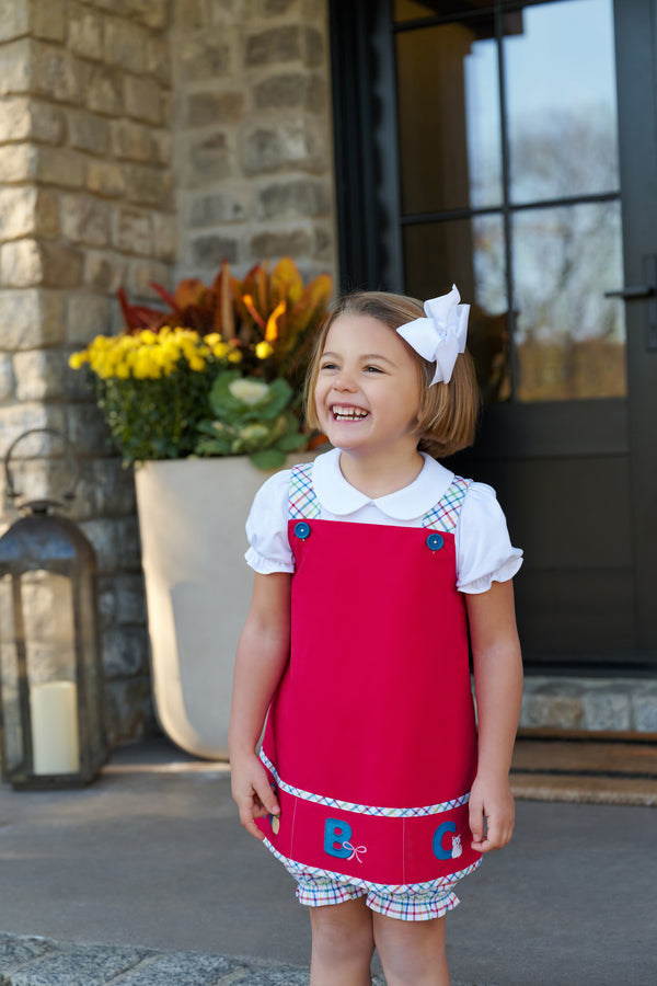 Model is wearing a size 5.