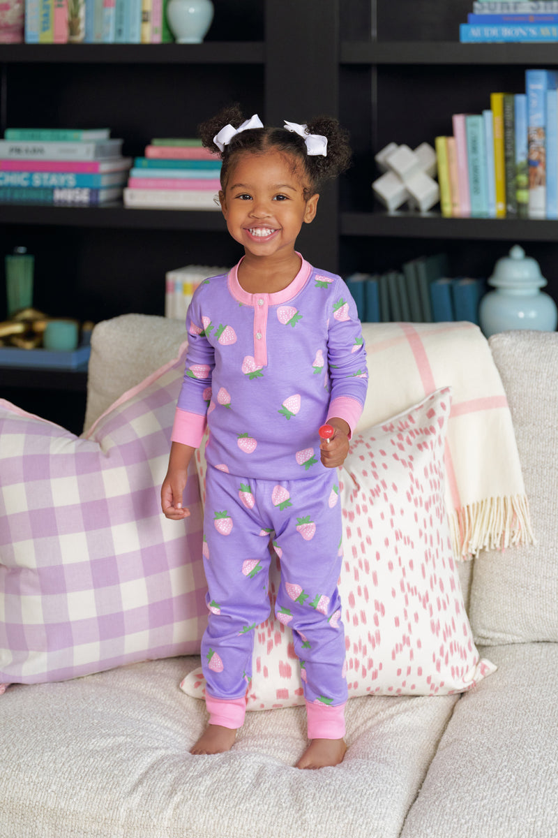 gdf(model-text: Model is wearing a size 3T.)