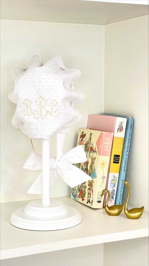 Monogram: Palmetto Pearl, Lainey