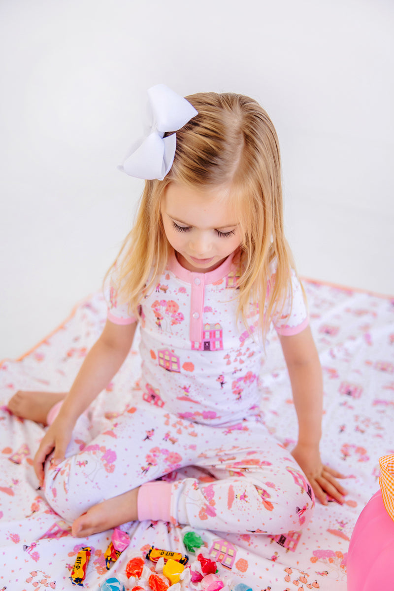 Sara Jane's Short Sleeve Set - Fall on Fincastle Road with Seashore Sherbet