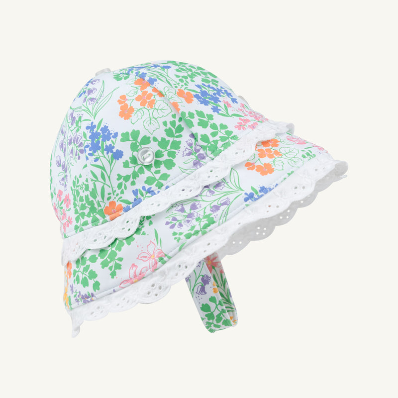 Beaufort Bucket Hat - Gaston Street Garden with Worth Avenue White