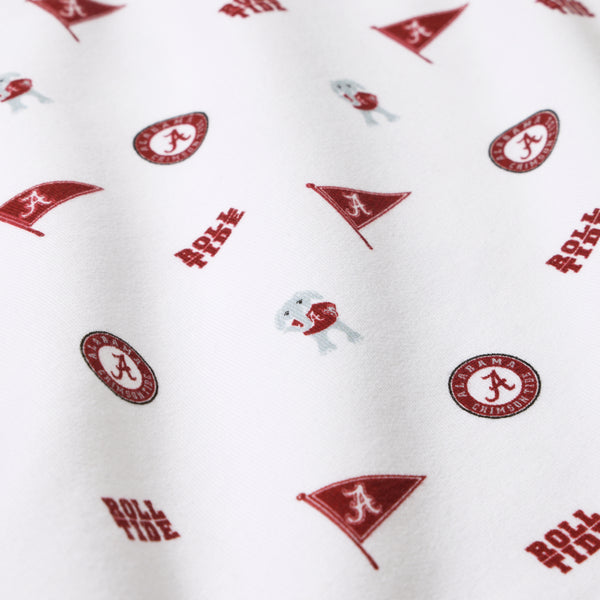 Crafted by The Beaufort Bonnet Company, the Alabama Cassidy Comfy Crewneck – Sweet Home Honey with Alabama Crimson features white fabric adorned with an evenly scattered pattern of red A logos, “Roll Tide” text, flags, and the University of Alabama’s cartoon elephant mascot. This spirited design is perfect for fans wanting to showcase their Crimson Tide pride in cozy style.