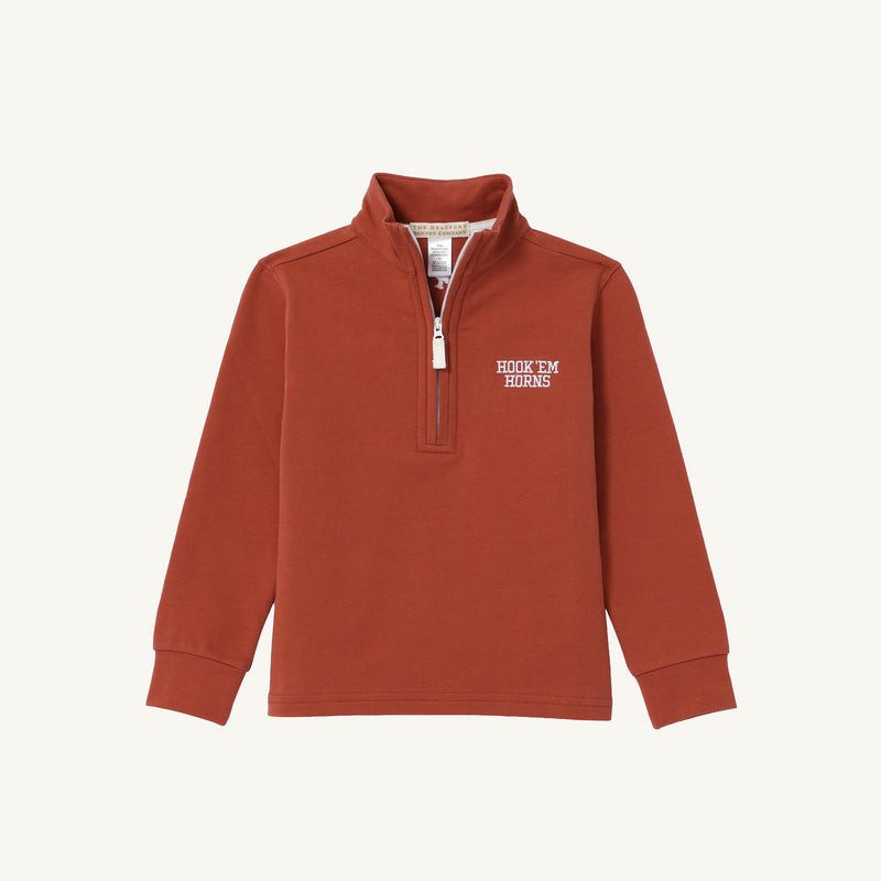 Show your Texas spirit in The Beaufort Bonnet Company’s Texas Hayword Half-Zip, featuring a striking Texas Burnt Orange color with Worth Avenue White accents. “HOOK EM HORNS” is embroidered in white on the left chest, and the open collar reveals a stylish white tag inside. Perfect for Longhorn gamedays, this quarter-zip pullover stands out against any plain white backdrop.
