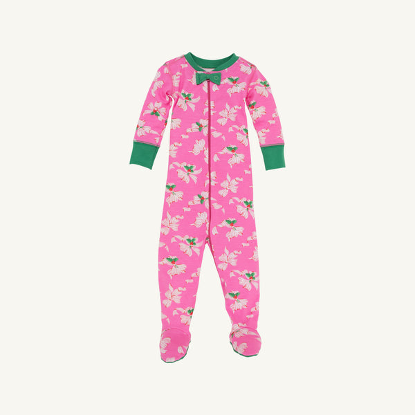 Noelle’s Night Night - Bows of Holly with Kiawah Kelly Green by The Beaufort Bonnet Company features a white background adorned with a delicate pink floral print, accented by green cuffs and collar, and finished with a footed design. Crafted from soft Pima cotton, this cozy sleeper includes a convenient zipper that runs down the front from neck to one foot.